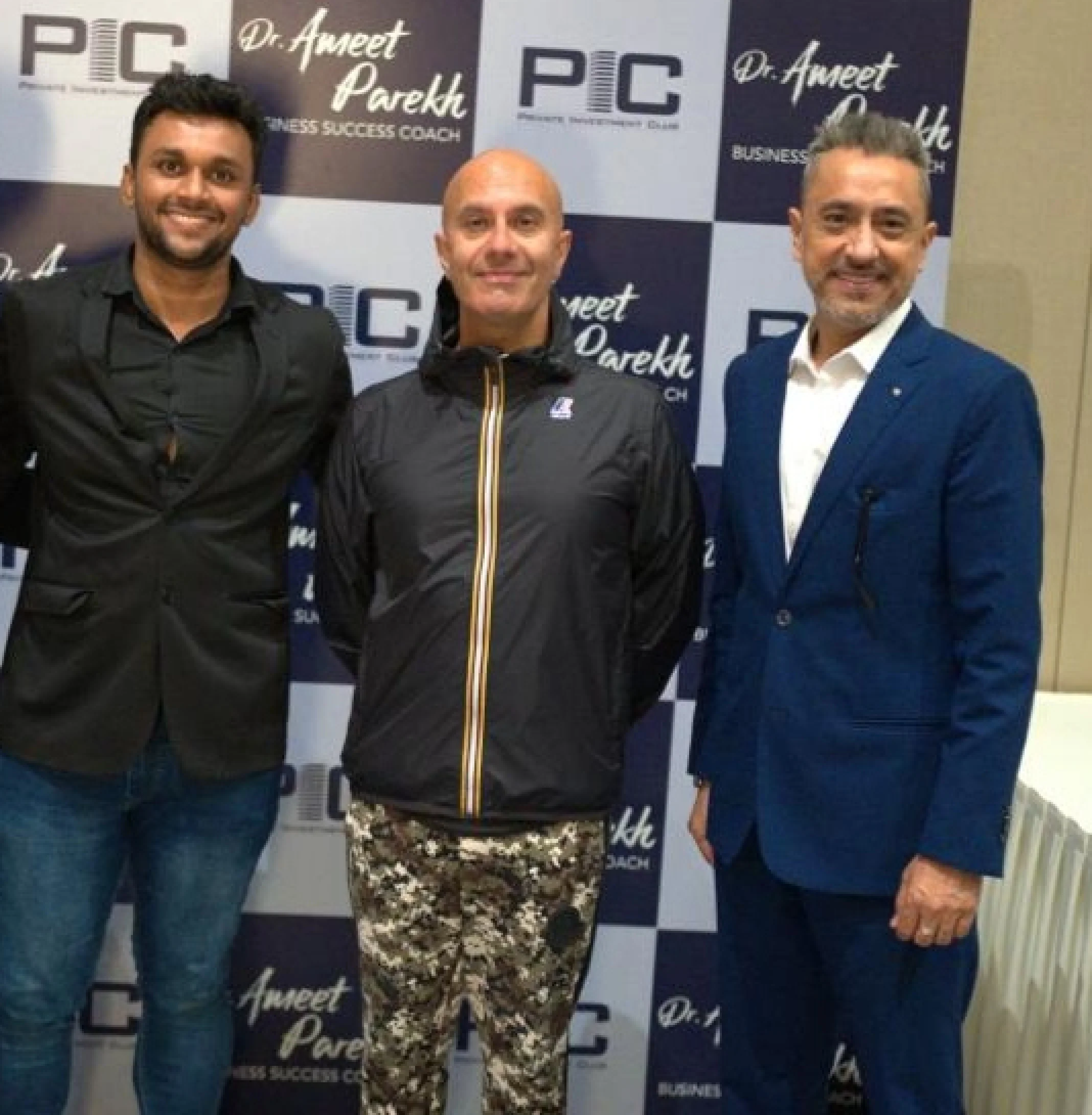 kaumin patel With Robin Sharma( Canadian writer), and Amit Parikh(Business Coach)